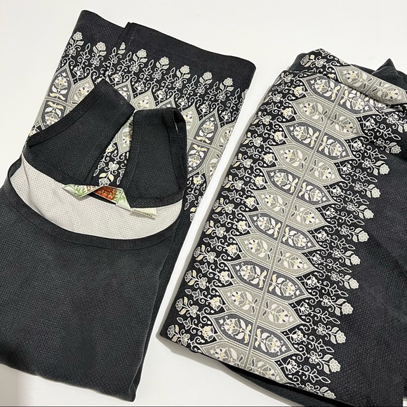 Tommy Bahama silk set size small  :Box M: - Picture 12 of 12